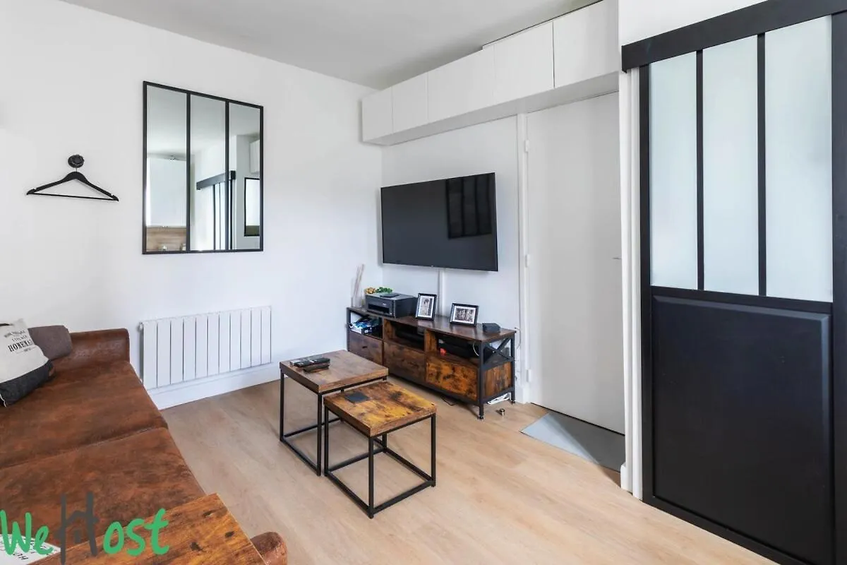 Charenton 2 - Ci - Paris Apt, 2 Ppl - Bercy - Gare De Lyon 0*,  Frankrijk
